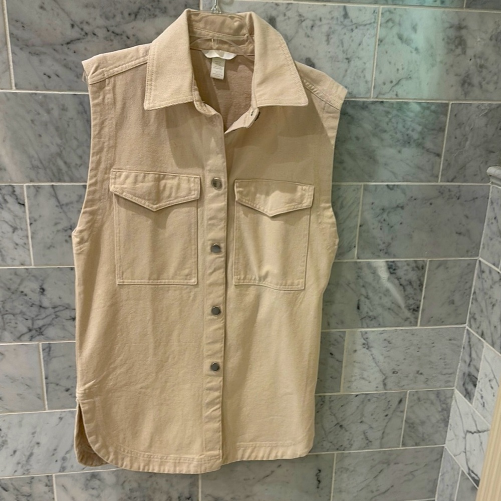 H&M Cream Sleeveless Cargo Creme Denim Long Vest with pockets - NWOT, runs big